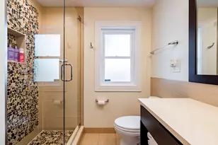 6819 N Keystone Ave, Lincolnwood, IL 60712 - Photo 12