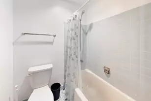 8620 Waukegan Rd, Morton Grove, IL 60053 - Photo 16