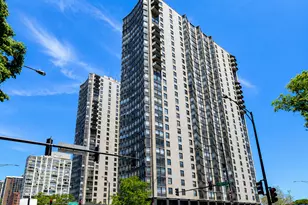 5701 N Sheridan Rd, Chicago, IL 60660 - Photo 1