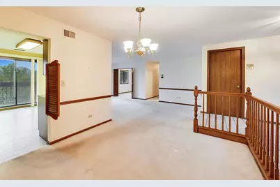 245 Windsor Lane #C, Willowbrook, IL 60527 - Photo 10