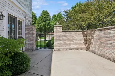 527 Mallard Point Circle, North Aurora, IL 60542 - Photo 44