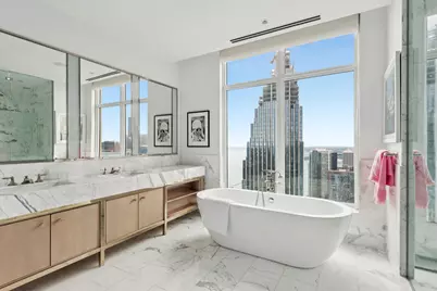 451 E Grand Avenue #5510, Chicago, IL 60611 - Photo 32
