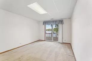 200 N Shore Dr, Oakwood Hills, IL 60013 - Photo 20