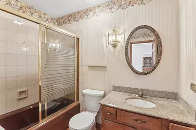 200 N Shore Drive, Oakwood Hills, IL 60013 - Photo 14