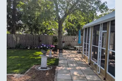 1825 E Sitka Lane E, Mount Prospect, IL 60056 - Photo 22