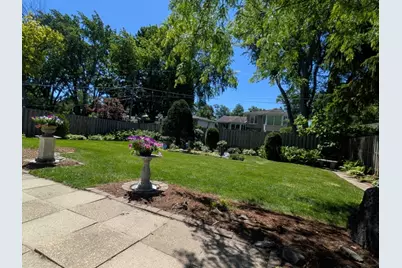 1825 E Sitka Lane E, Mount Prospect, IL 60056 - Photo 20