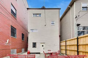 2434 W Cortland St, Chicago, IL 60647 - Photo 18
