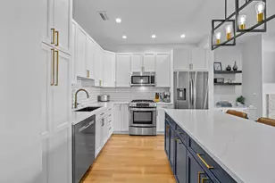 4043 N Damen Ave, Chicago, IL 60618 - Photo 10