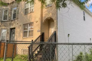 754 S Kenneth Ave, Chicago, IL 60624 - Photo 2