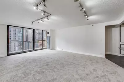 10 E Ontario Street #1303, Chicago, IL 60611 - Photo 8