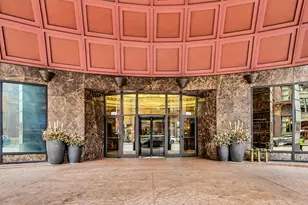 10 E Ontario St, Chicago, IL 60611 - Photo 4