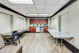 10 E Ontario St, Chicago, IL 60611 - Photo 28