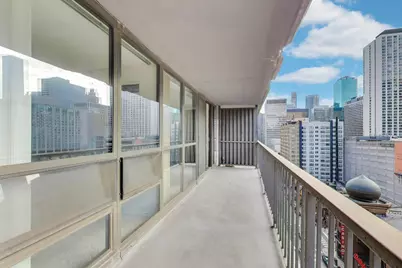 10 E Ontario Street #1303, Chicago, IL 60611 - Photo 20