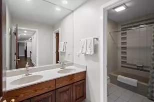 704 Burr Ridge Club, Burr Ridge, IL 60527 - Photo 26