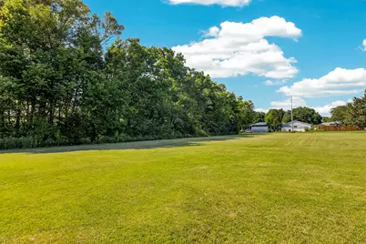 9690 N 2nd Street, Roscoe, IL 61073 - Photo 8