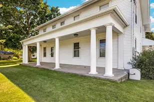 9690 N 2nd St, Roscoe, IL 61073 - Photo 4