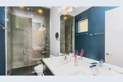 1345 W Huron Street #2, Chicago, IL 60642 - Photo 8