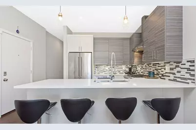 1345 W Huron Street #2, Chicago, IL 60642 - Photo 4