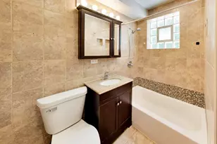10025 Irving Park Rd, Schiller Park, IL 60176 - Photo 12