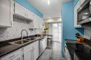 600 Naples Ct, Glenview, IL 60025 - Photo 14