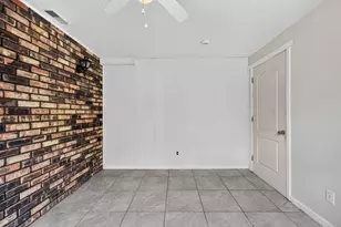320 Hemlock Ave, Romeoville, IL 60446 - Photo 22
