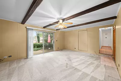 321 Ambleside Drive, Roselle, IL 60172 - Photo 14