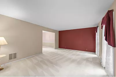 321 Ambleside Drive, Roselle, IL 60172 - Photo 4
