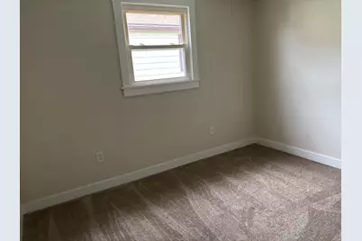 247 E Holmes Street, Paxton, IL 60957 - Photo 10
