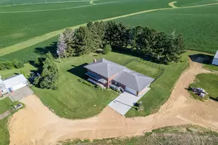 30319 Brookville A&b Rd, Lanark, IL 61046 - Photo 6