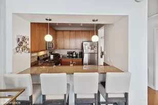 200 N Jefferson St, Chicago, IL 60661 - Photo 6