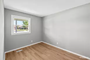 9223 Willow Ln, Mokena, IL 60448 - Photo 6