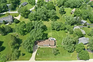 152 Foxwood Ln, Barrington, IL 60010 - Photo 50