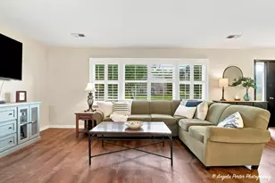 152 Foxwood Ln, Barrington, IL 60010 - Photo 6
