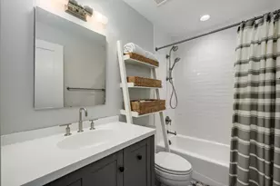 461 N Clinton St, Chicago, IL 60654 - Photo 26