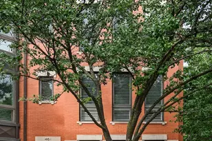 461 N Clinton St, Chicago, IL 60654 - Photo 2