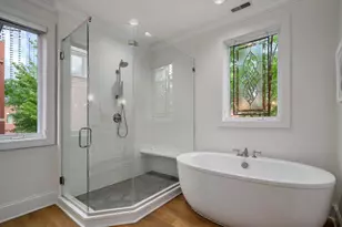 461 N Clinton St, Chicago, IL 60654 - Photo 20