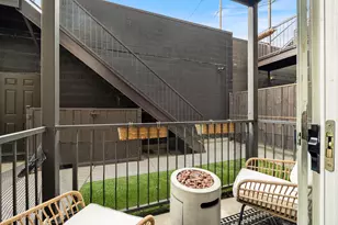 4042 N Western Ave, Chicago, IL 60618 - Photo 24