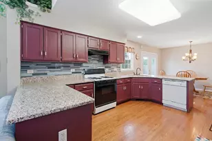 608 Lindsay Cir, North Aurora, IL 60542 - Photo 16