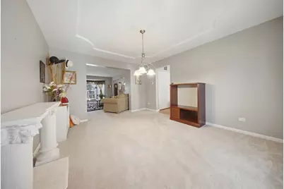 608 Lindsay Circle, North Aurora, IL 60542 - Photo 12