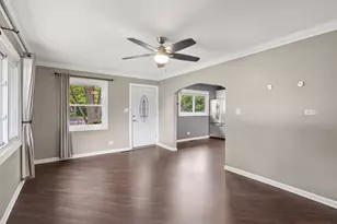 357 Council Trail, Lake in the Hills, IL 60156 - Photo 4