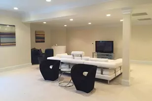 1801 Chapel Ct, Northbrook, IL 60062 - Photo 8