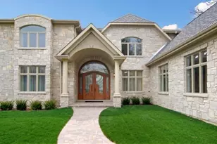 1801 Chapel Ct, Northbrook, IL 60062 - Photo 1