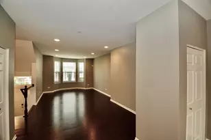 2953 Madison Dr, Naperville, IL 60564 - Photo 2