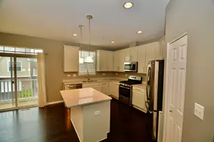 2953 Madison Dr, Naperville, IL 60564 - Photo 4