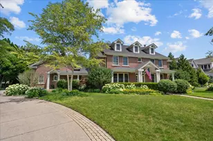 2142 Harrison St, Glenview, IL 60025 - Photo 4