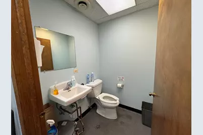 34 N Island Avenue #G, Batavia, IL 60510 - Photo 10