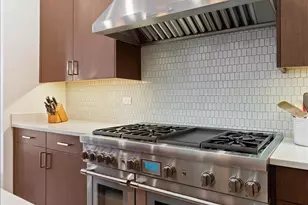 3842 N Southport Ave, Chicago, IL 60613 - Photo 8
