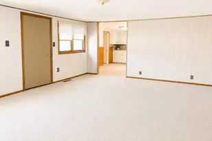 1105 Ave I, Sterling, IL 61081 - Photo 6