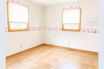 1105 Avenue I, Sterling, IL 61081 - Photo 12