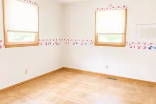 1105 Ave I, Sterling, IL 61081 - Photo 12